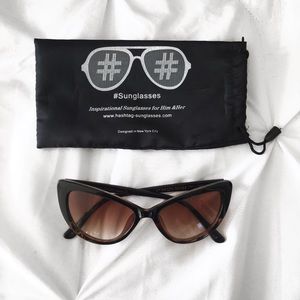 Cat eye sunglasses